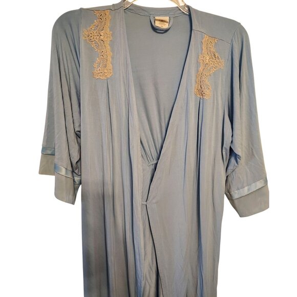 Soma S/M Light Blue Short Robe, Lace Accents, Sheer Trim Lightweight Romatic - Picture 2 of 7